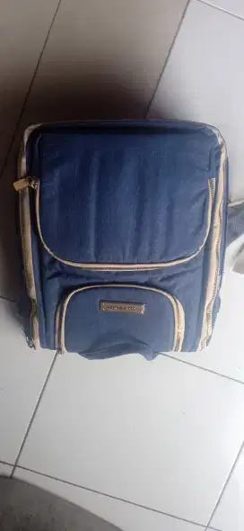 Tas  merk kiddie splash dan living traveling share