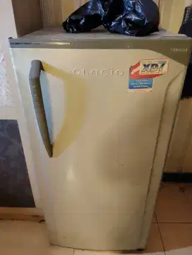 Kulkas toshiba normal
