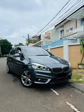 MURAH BMW 218 GT GRAND TOURER PANORAMIC SUNROOF ANTIK 3 BARIS 7 SEATER