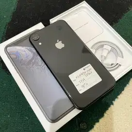 iPhone xr 64gb black terdaftar nego tipis
