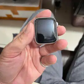 Lcd apple watch se 2 original copotan ibox mulus seperti baru net aja