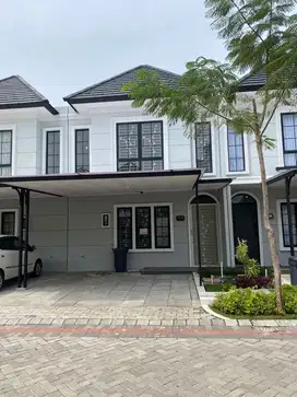 Rumah Mansion Nine Surabaya Barat 2 Lantai Hadap Utara