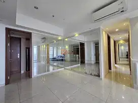 Jarang Ada, Disewakan 3BR+1 Condominium Taman Anggrek Residences Tares