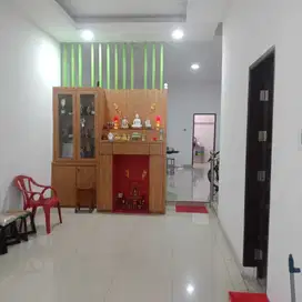 Dijual rumah di komplel cemara indah (jalan aluminium raya)