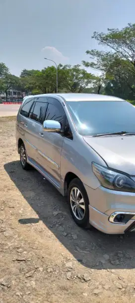 Innova diesel AT diesel