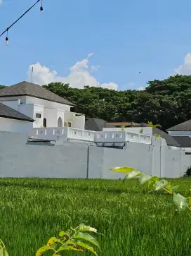 *DIJUAL RUMAH VILLA*

*BAGUS ISTIMEWA MURAH*