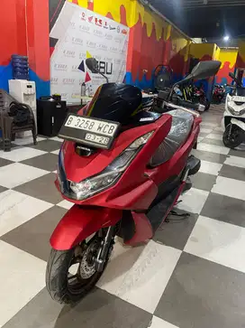 ( DP 500 ) PCX 160 ABS 2023 KTP Daerah & Rumah Sewa Bisa