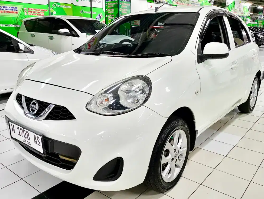 Nissan March 1.2L Putih 2015 Matic / AT ISTIMEWA BOSS !!!