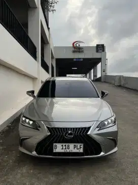 Lexus ES 300 H sport 2023