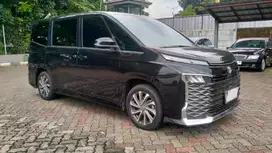 [OLXMOBBI] DP RENDAH Toyota Voxy 2.0 Bensin-AT 2022 ATAMQI