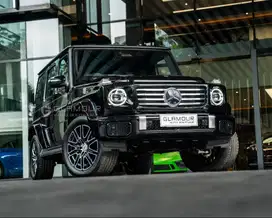 MERCEDES-BENZ G450d - OBSIDIAN BLACK