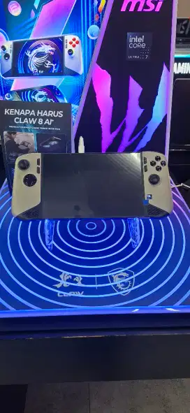 Handheld MSI Claw 8 AI+ SUPER PACK core ultra 7