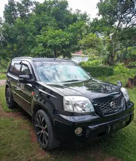 Nissan X-Trail 2007 Bensin