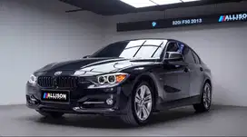 BMW 320i 2.0 N20 Sedan AT 2013  Hitam