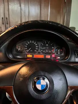 BMW 325i 2001 Bensin