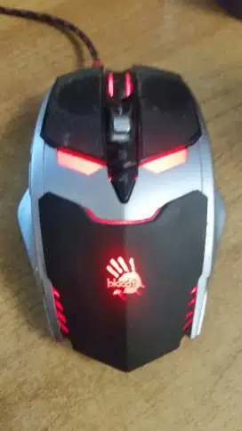 mouse makro bloody tl80
tinggal colok aja 
normal
mulus