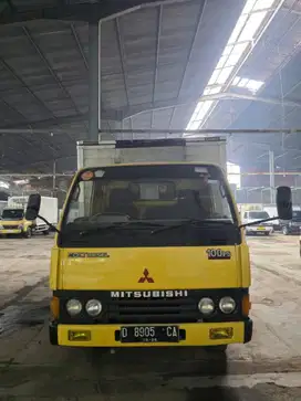 Mitsubishi FE 334 3.3 DOUBLE BOX 2000 KUNING ASTINA MOBIL