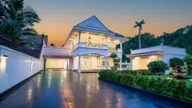 Mahakarya Arsitektur di Kemang Selatan: Private Pool, Outdoor Space