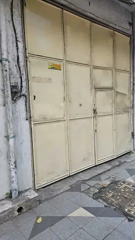 Disewakan Ruko di jalan Kertajaya Surabaya Pusat