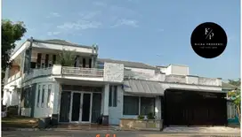 Dijual Rumah Hoek Luas Semi Furnish dalam Perumahan Grand Cibubur Coun