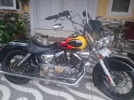 Kaisar Ruby 250 Vtwin