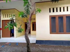 Di jual rumah 4 kamar tidur daerah purwokerto