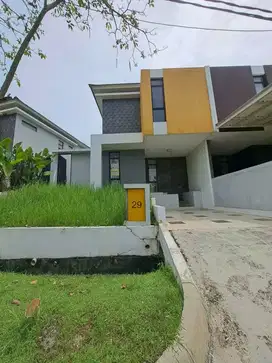 Dijual Rumah Cluster Summer Bliss Taman Simpruk di Lippo Cikarang