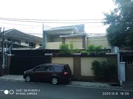 Di jual  cepat rumah tinggal siap huni lokasi strategis  tanah kusir l