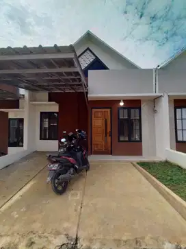 Rin's residence di Cinangka Depok
