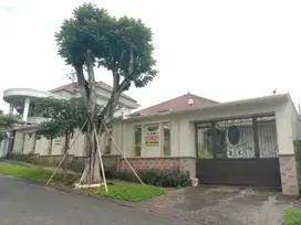 Dijual Rumah Lokasi Puri Arga Golf BSB Semarang