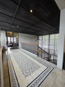 Dijual Rumah Furnished SHM di Cluster Aristoteles Gading Serpong