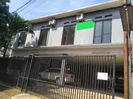 Rumah Kost Bagus Mewah Di Kukusan Beji Dekat Kampus UI & Tol Cijago