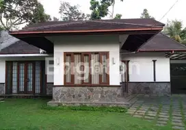 Dijual Rumah Mewah Hegarsari Luas Murah Strategis
