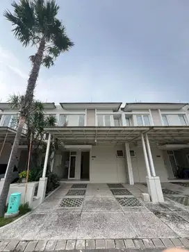 Nego | Rumah Pakuwon City Cluster Suvadiva dekat San Antonio San Diego