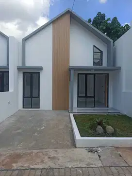 RUMAH SIAP HUNI 10 MENIT STASIUN DEPOK LAMA
