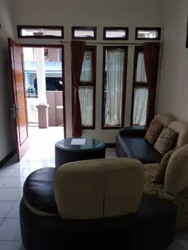 Dijual Rumah Tenang Nyaman di Komplek Pasir Pogor Bandung