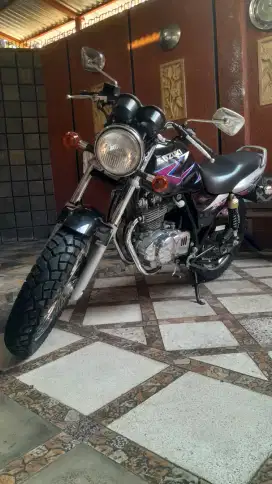 Suzuki thunder gsx 250cc