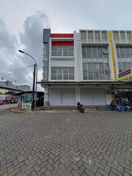 2 Ruko Gandeng Siap Pakai, Boulevard,di Ruko Sentra Bisnis Grand Royal