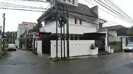 Rumah Mewah  di Cilandak – Lokasi Strategis