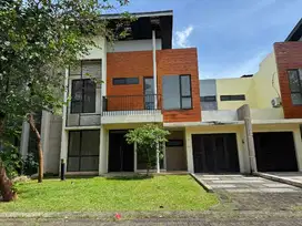 Divena The Avani BSD