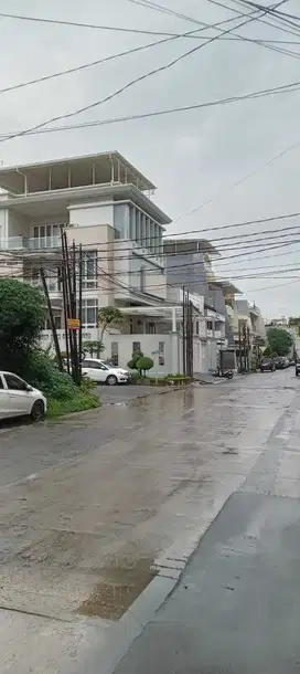Dijual Cepat Rumah dan Salon Di Jl. Jelembar Baru