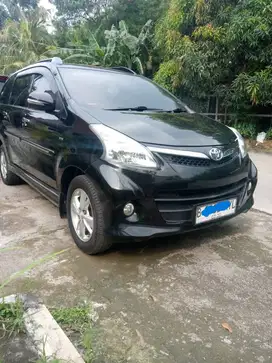 AVANZA VELOZ AUTOMATIC TAHUN 2013 (ISTIMEWA)