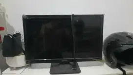 Tv sharp 24 inch jual aja 600k + stb indihome normal smuaa