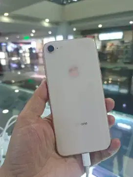 Iphone 8 64 Gold BH 100