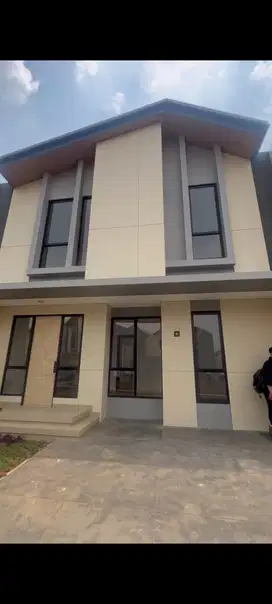 Disewakan Rumah Baru Suvarna Sutera Pasar Kemis