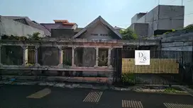 TANAH KEBAYORAN BARU 220m2, HADAP TIMUR, HARGA 12M