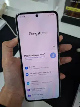 Second samsung Zfli5 8/256 cream