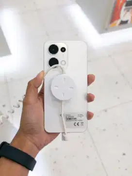 OPPO Reno 13 5G