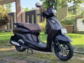Grand Filano Hybrid 2025 Magma Black.Odo 4rb KM.Nopol N