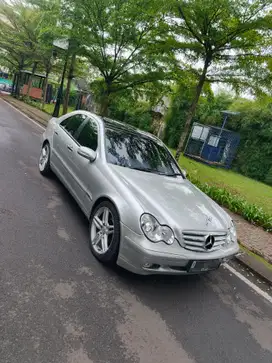 Mercedes-Benz C180 W203 2002